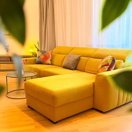 아파트 Heart Of - Stylish 2br With Balcony 부쿠레슈티