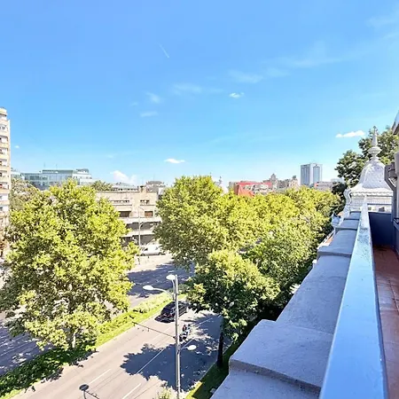 Heart Of - Stylish 2br With Balcony * 부쿠레슈티