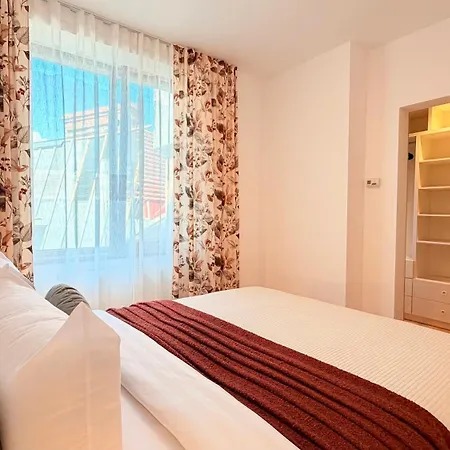 Heart Of - Stylish 2br With Balcony 아파트 부쿠레슈티
