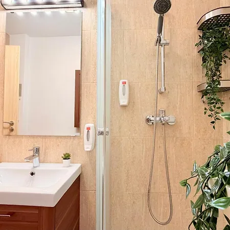 아파트 Heart Of - Stylish 2br With Balcony 부쿠레슈티