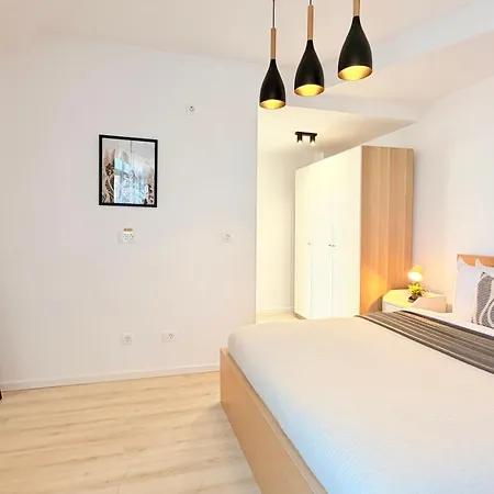 Apartament Heart Of - Stylish 2br With Balcony