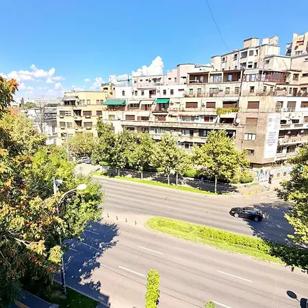 Heart Of - Stylish 2br With Balcony Apartament